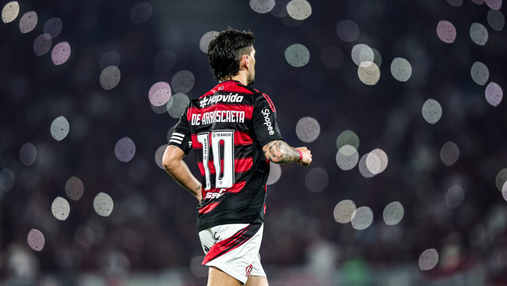 Arrascaeta durante jogo pelo Flamengo. Foto: Gilvan de Souza/Flamengo